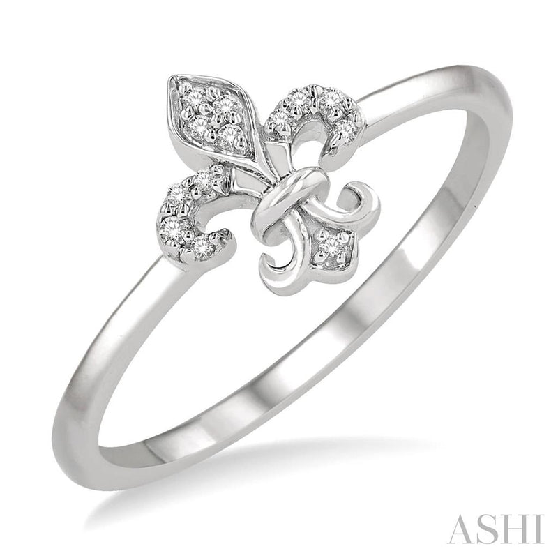 Davis Classics 14k White Gold Petite Fleur De Lis Diamond Ring