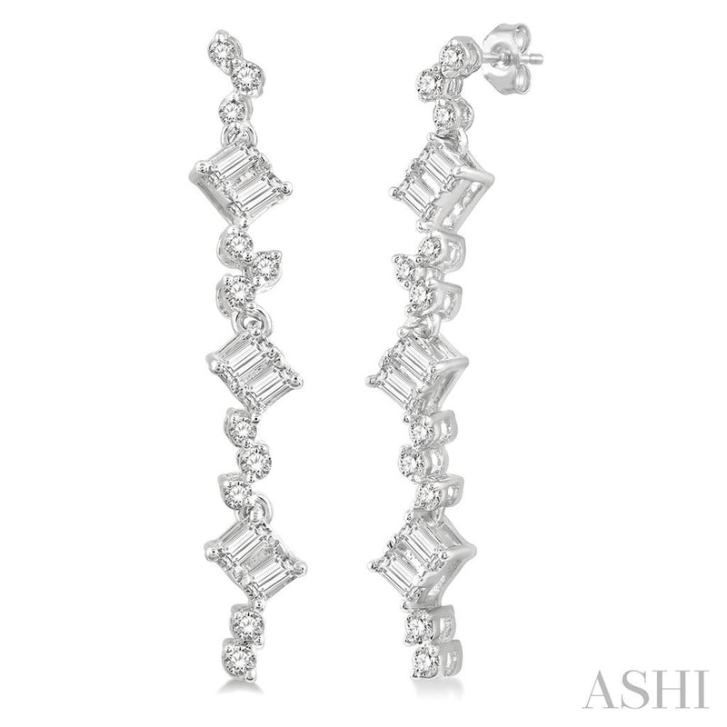 Davis Classics 14k White Gold Scattered Design Linear Drop Diamond Earrings