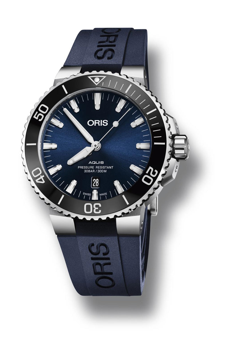 ORIS Aquis Date Watch