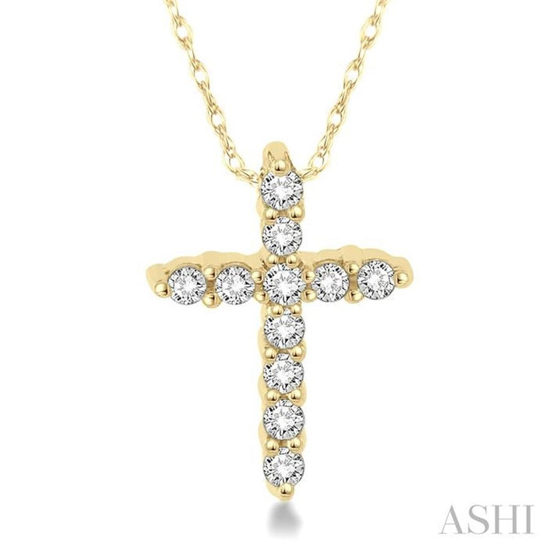 Davis Classics 14k Yellow Gold Petite Diamond Cross Pendant Necklace