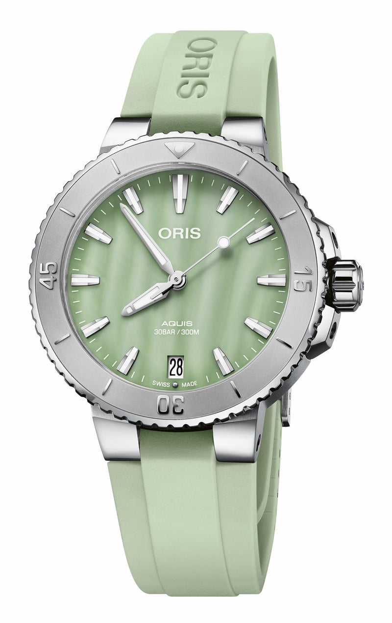 ORIS Aquis Date Watch