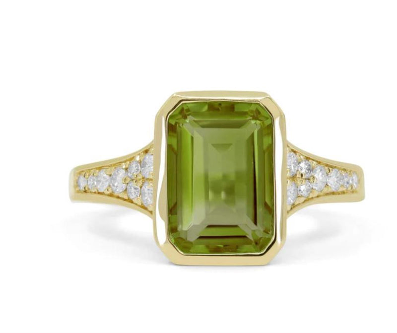 Madison L 14k Yellow Gold Essentials Collection Peridot and Diamond Fashion Ring