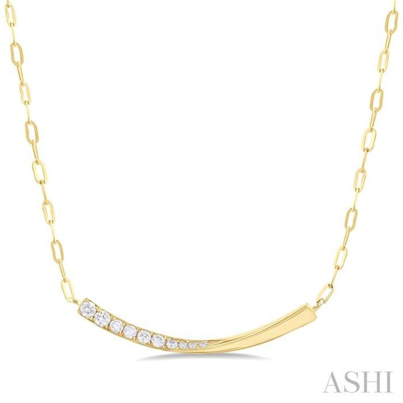 Davis Classics 14k Yellow Gold Paperclip Chain Diamond Bar Pendant Necklace