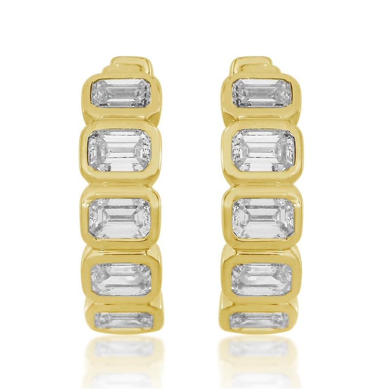 Davis Classics Diamond Huggie Hoop Earrings in 14k Yellow Gold