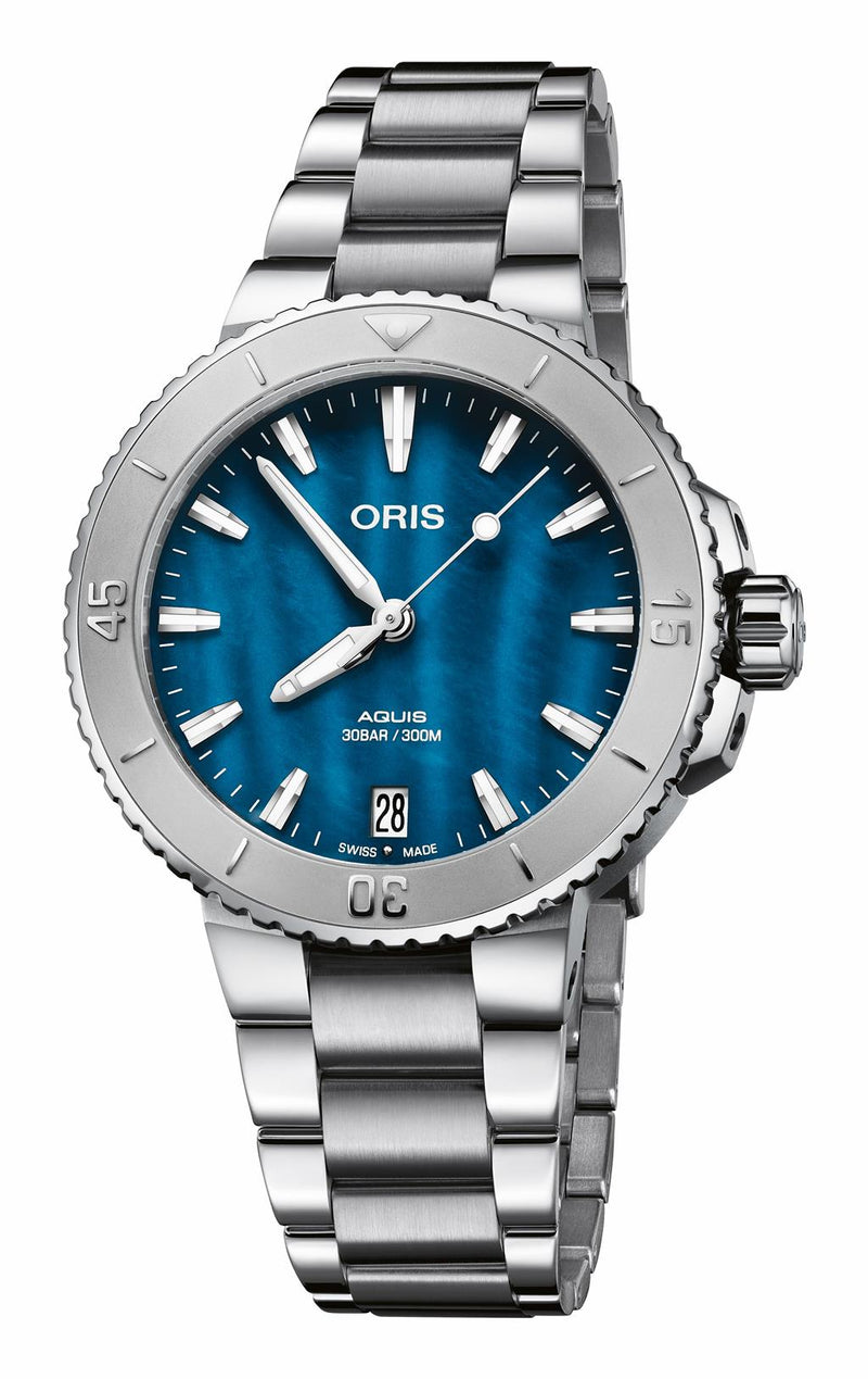 ORIS Aquis Date Watch